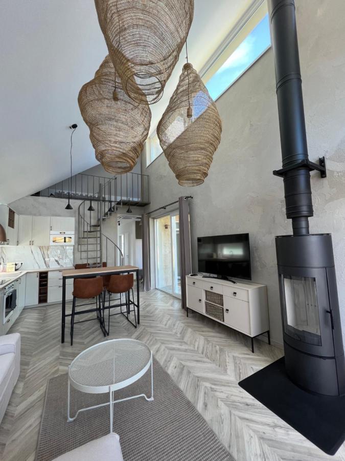 Beige Villa بالاتونكينيشي المظهر الخارجي الصورة