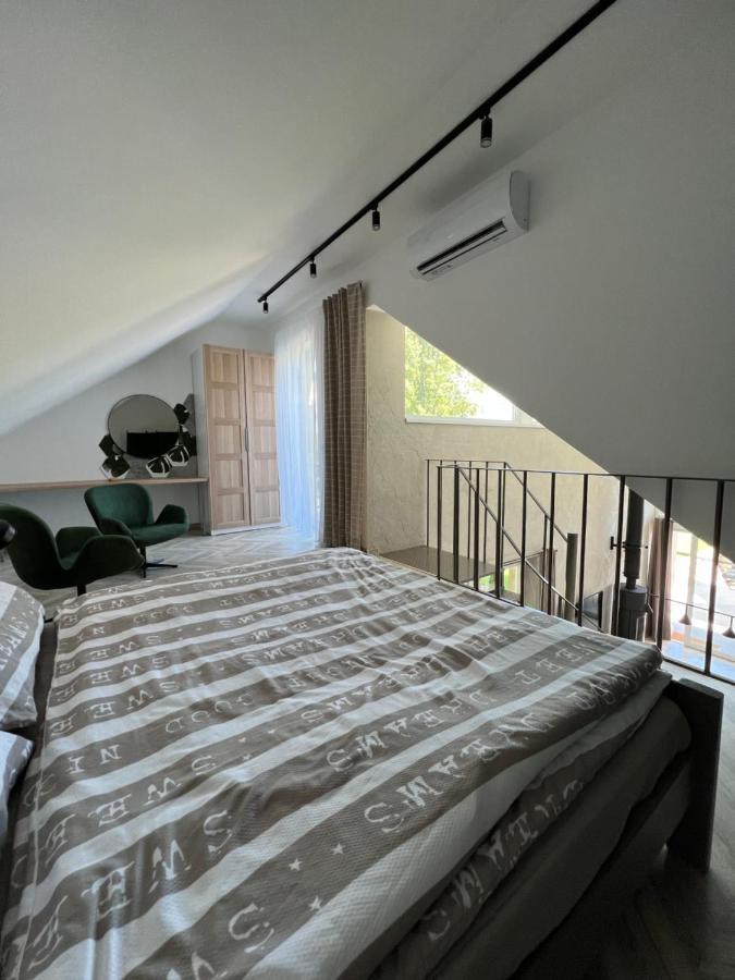 Beige Villa بالاتونكينيشي المظهر الخارجي الصورة